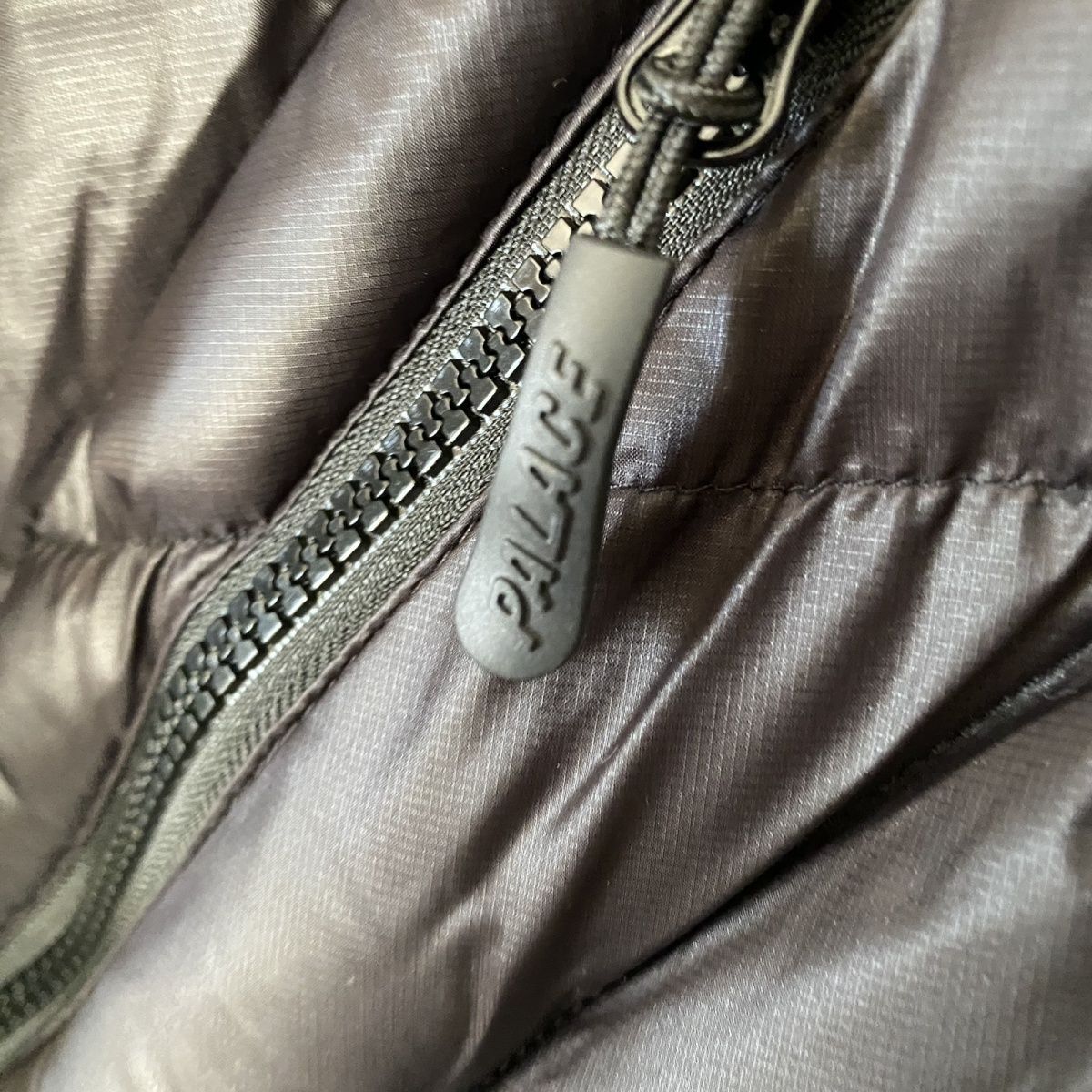 PALACE puffer jacket