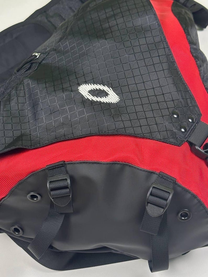 Oakley Sling Bag